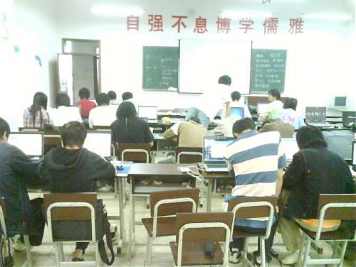大小: 37.27 K尺寸: 500 x 376浏览: 339 次点击打开新窗口浏览全图