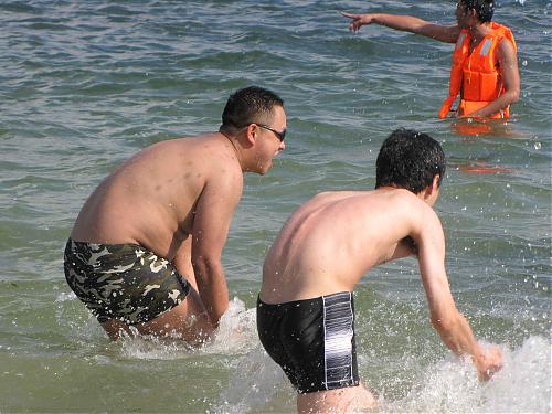 大小: 524.43 K尺寸: 500 x 375浏览: 75 次点击打开新窗口浏览全图